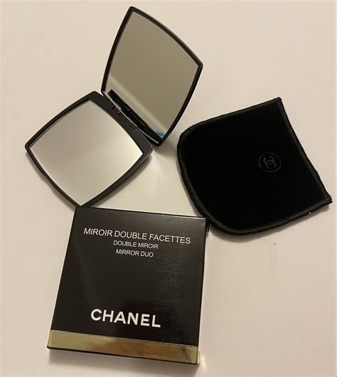 chanel compact mirror boots|Chanel miroir mirror duo.